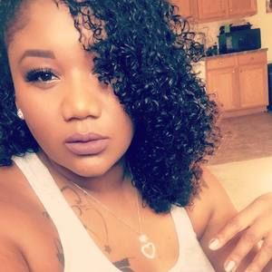 Meet your Posher, Sallie